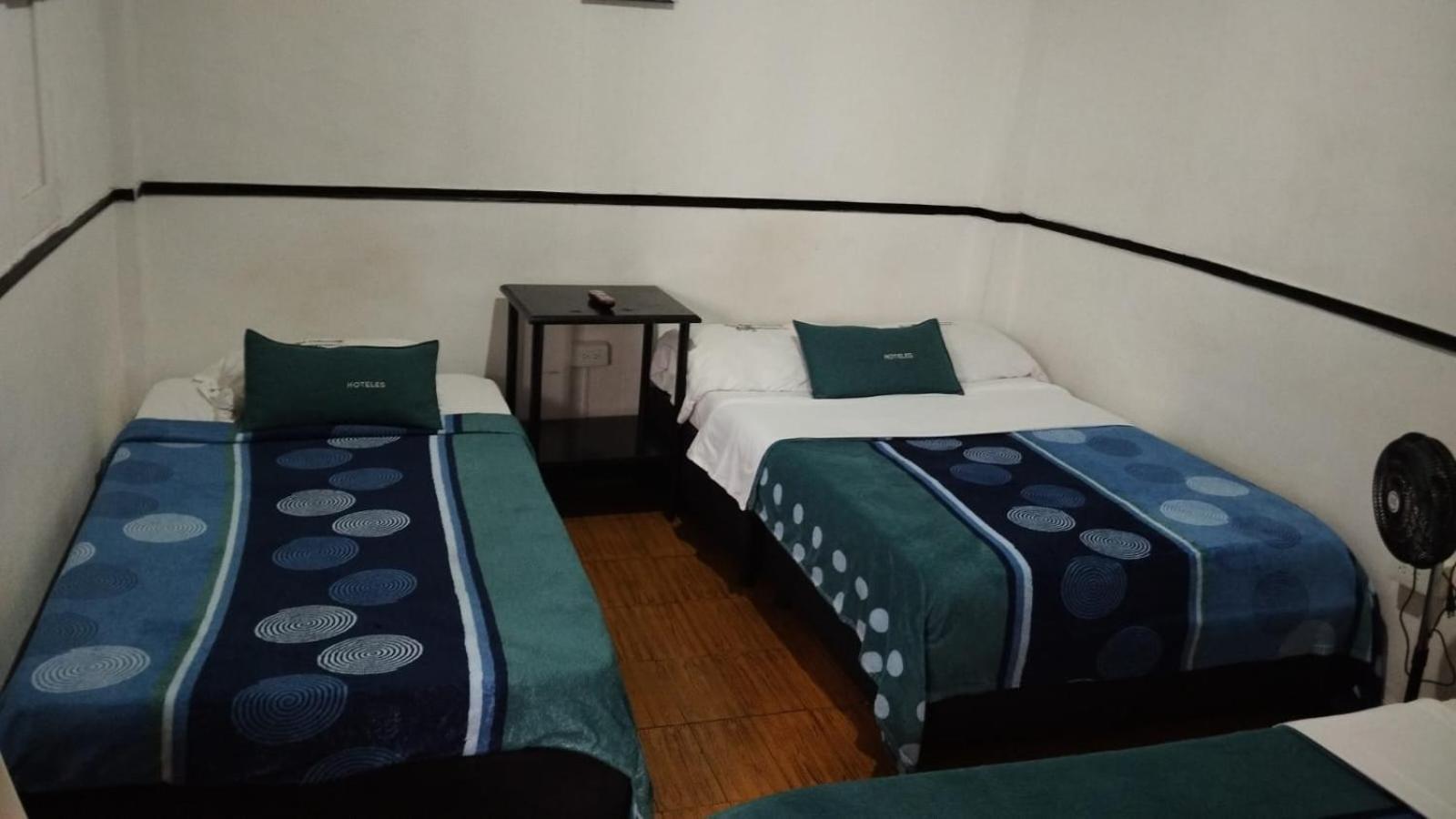 Hotel Colonial Armenia Ro ภายนอก รูปภาพ