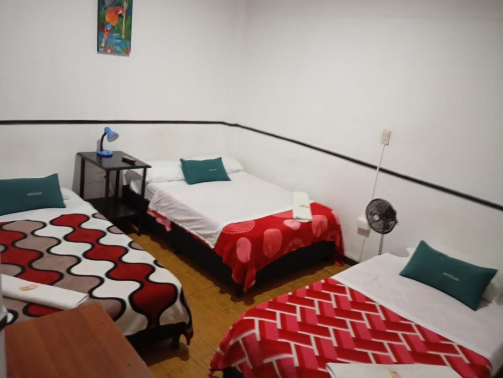 Hotel Colonial Armenia Ro ภายนอก รูปภาพ